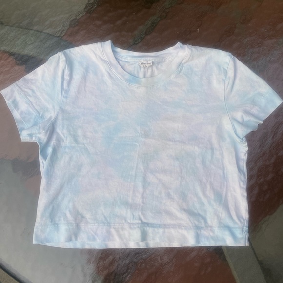 aritzia wilfred free blue and white tie dye tee - Picture 2 of 5